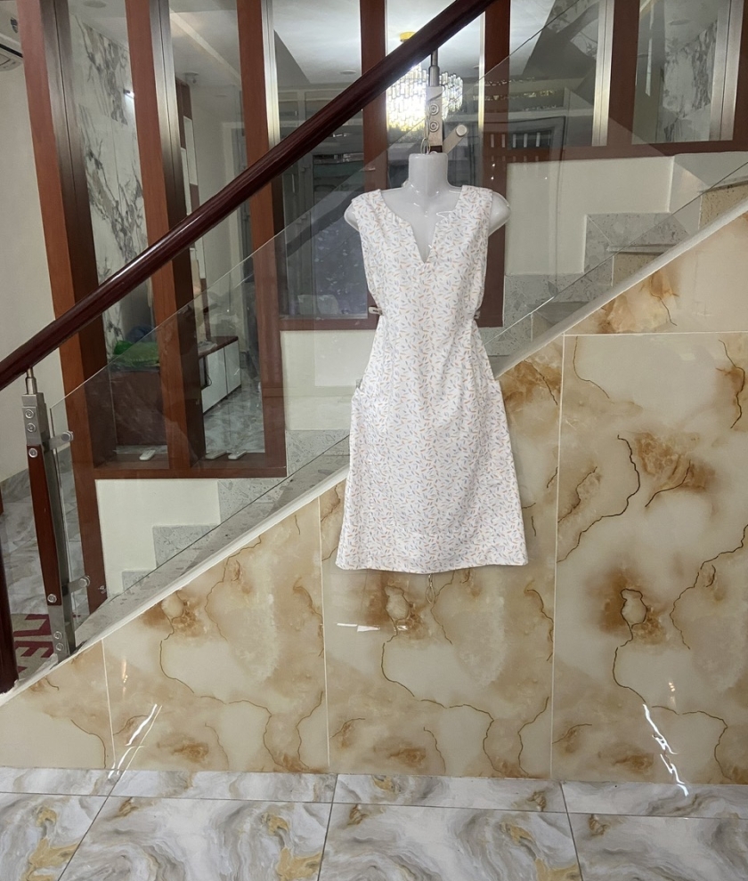 Đầm ngắn đến gối vải Tencel 